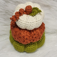 Load image into Gallery viewer, Crocheted Pumpkins