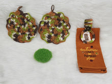 Load image into Gallery viewer, Crocheted Kitchen Set