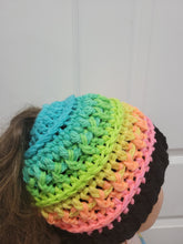 Load image into Gallery viewer, Crocheted winter hat