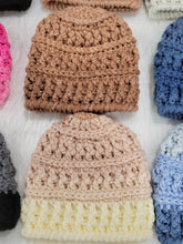 Load image into Gallery viewer, Crocheted winter hat