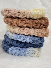 Load image into Gallery viewer, Crocheted winter hat