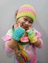 Load image into Gallery viewer, Crochet Winter Set (Unicorn & Bunny) - photo 7