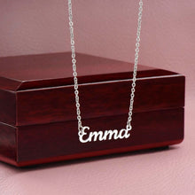 Load image into Gallery viewer, Custom Name Necklace (with MC)